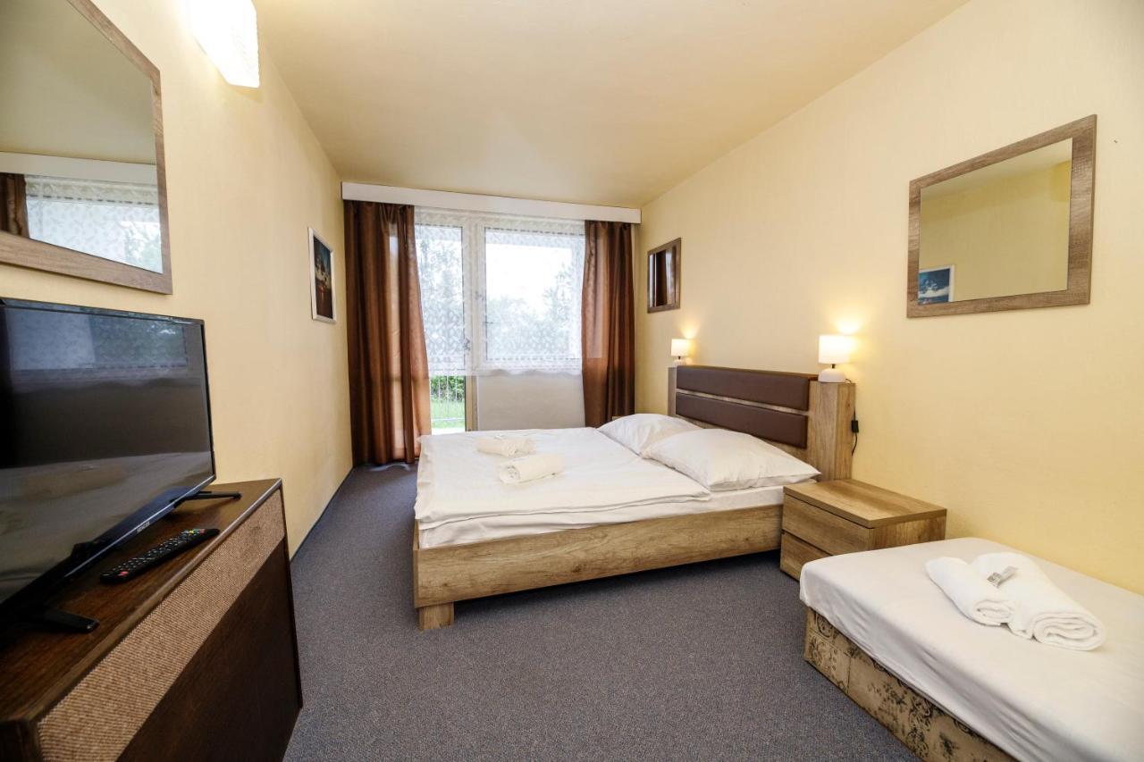 Panorama Orlik Hotell Klucenice Eksteriør bilde